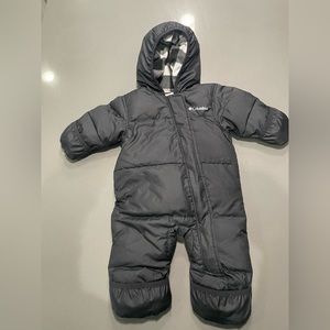 Columbia- Kids fleece lined snowsuit with folding hands and feet